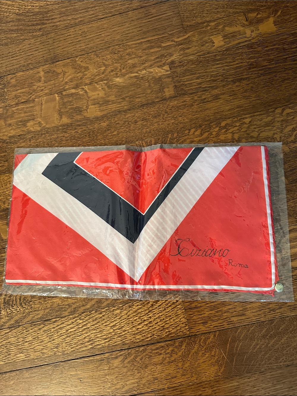 New in packaging Vtg  Norma Legge Red & Navy Blue Chevron Silk Very Large Scarf